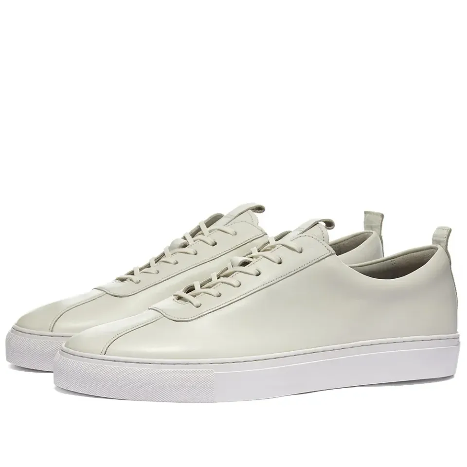 Sneaker 1