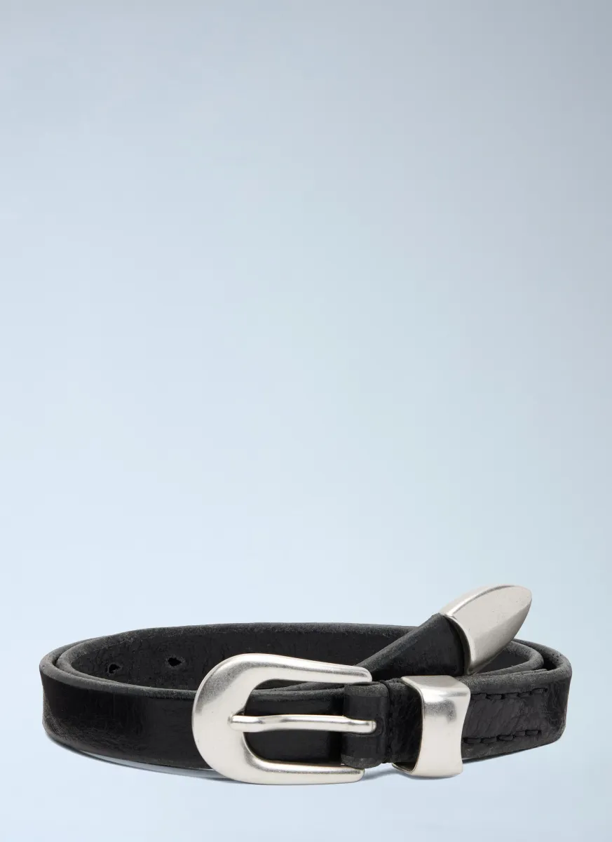 Curved Buckle Belt