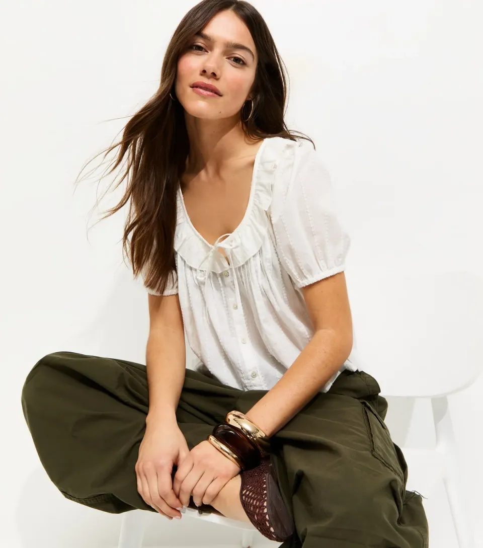 Women's Petite White Scoop Tie Neck Blouse