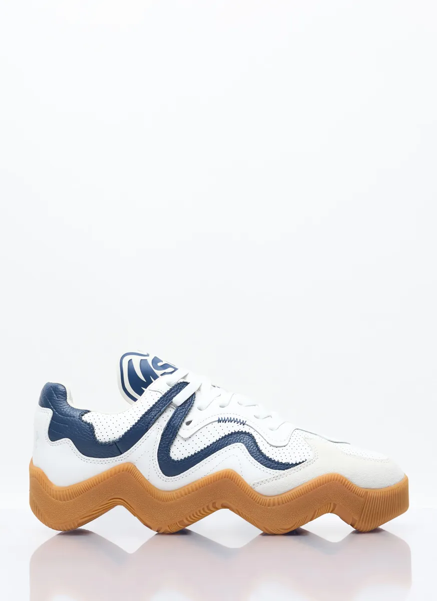 V2.wav Sneakers