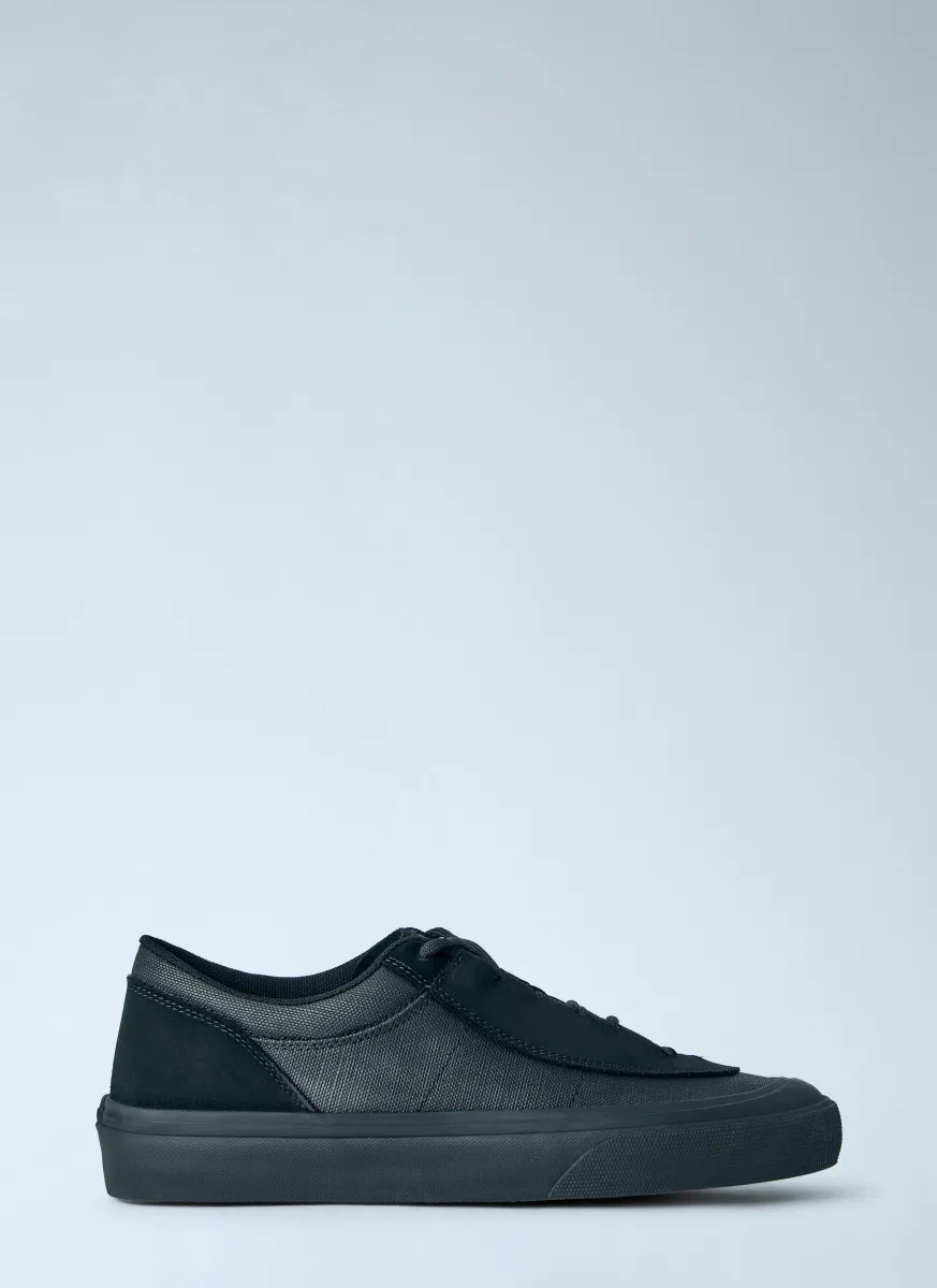 Low Top Sneakers