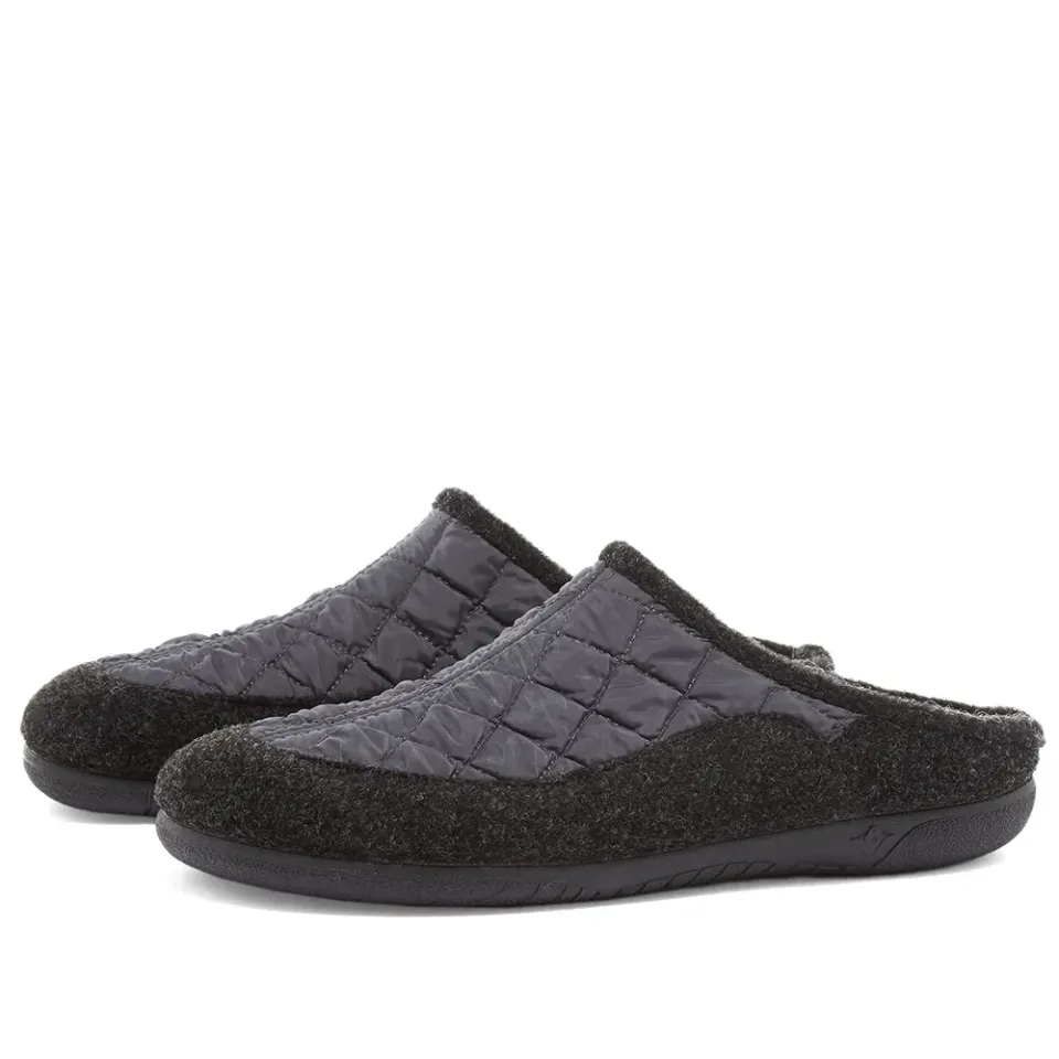Quilted Slip On Houseshoe
