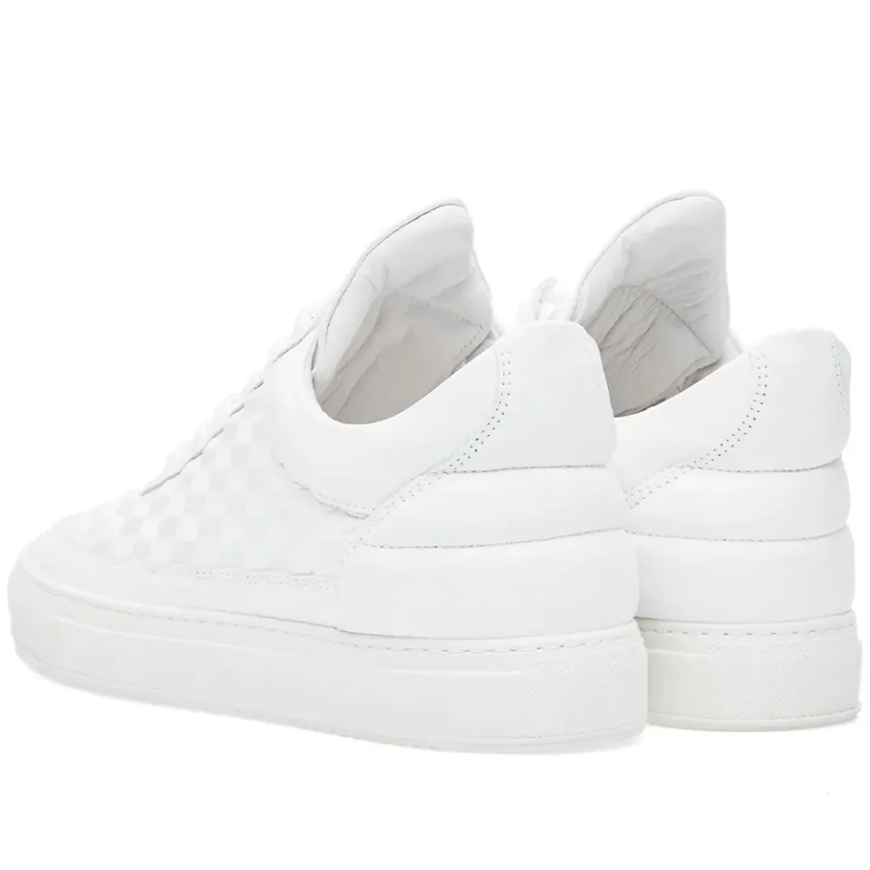 Low Top Sneaker