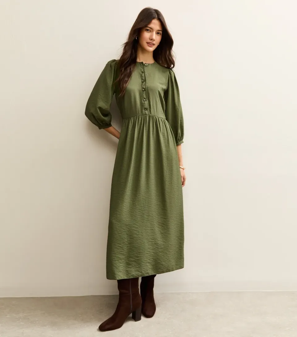 Women's Dark Burgundy Buttoned Cropped Sleeve Midi Dress