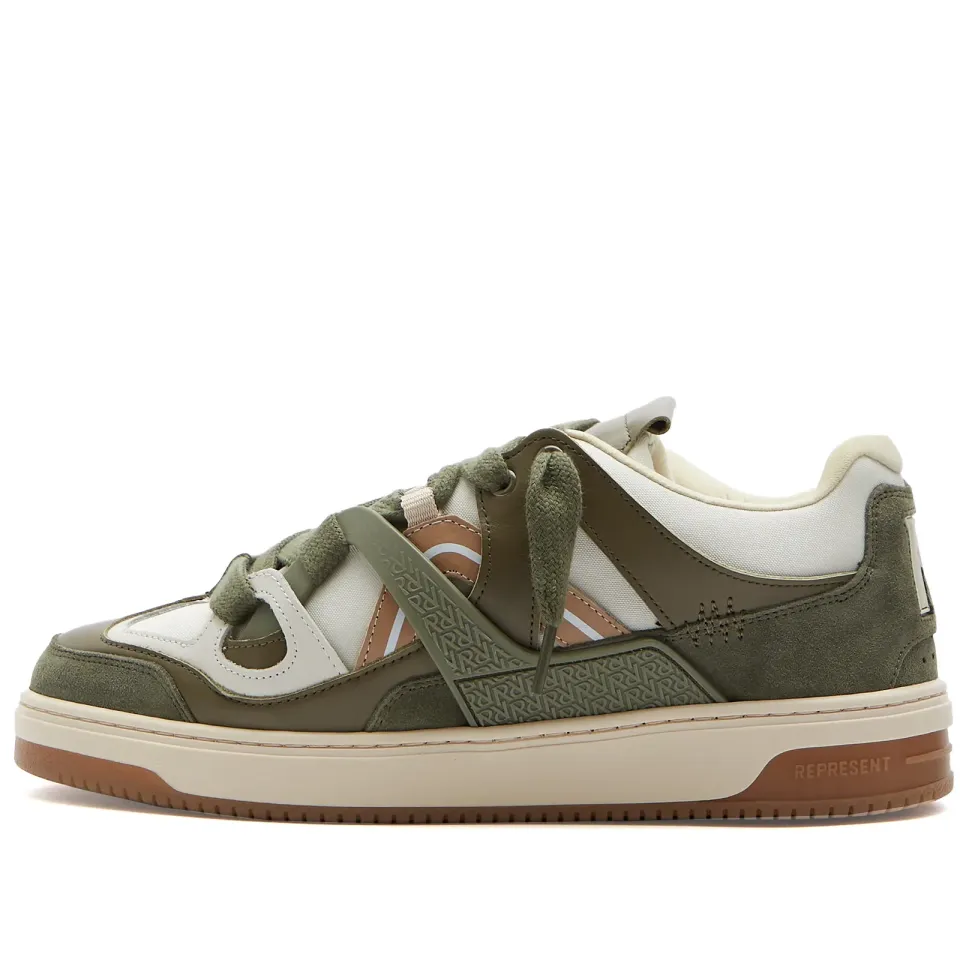 Bully Sneaker