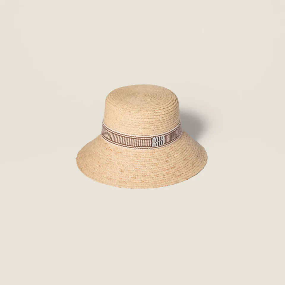 Raffia hat