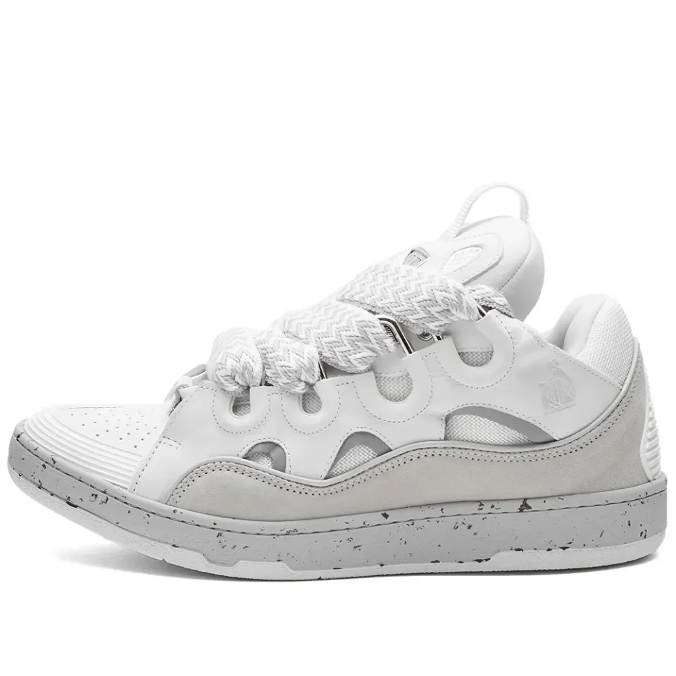 Curb Sneaker