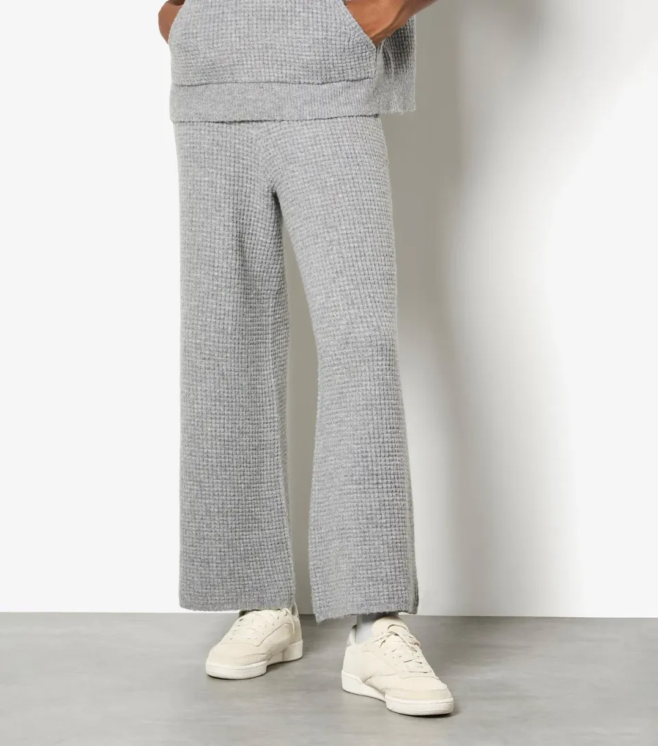 Women's Mid Grey Waffle Knit Trousers
