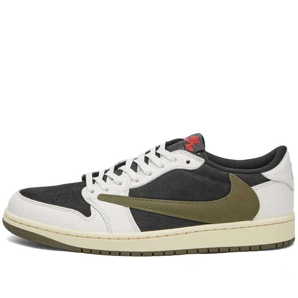 x Travis Scott 1 Low OG SP W