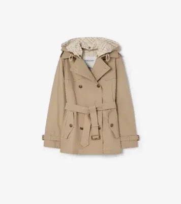 Short Tropical Gabardine Foxfield Trench Coat in Saltmarsh beige