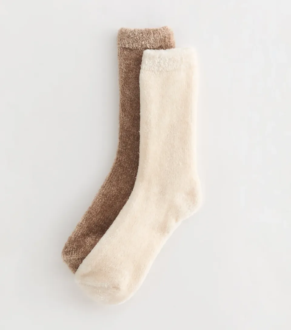 Pack of 2 Oatmeal Chenille Cosy Knit Ankle Socks