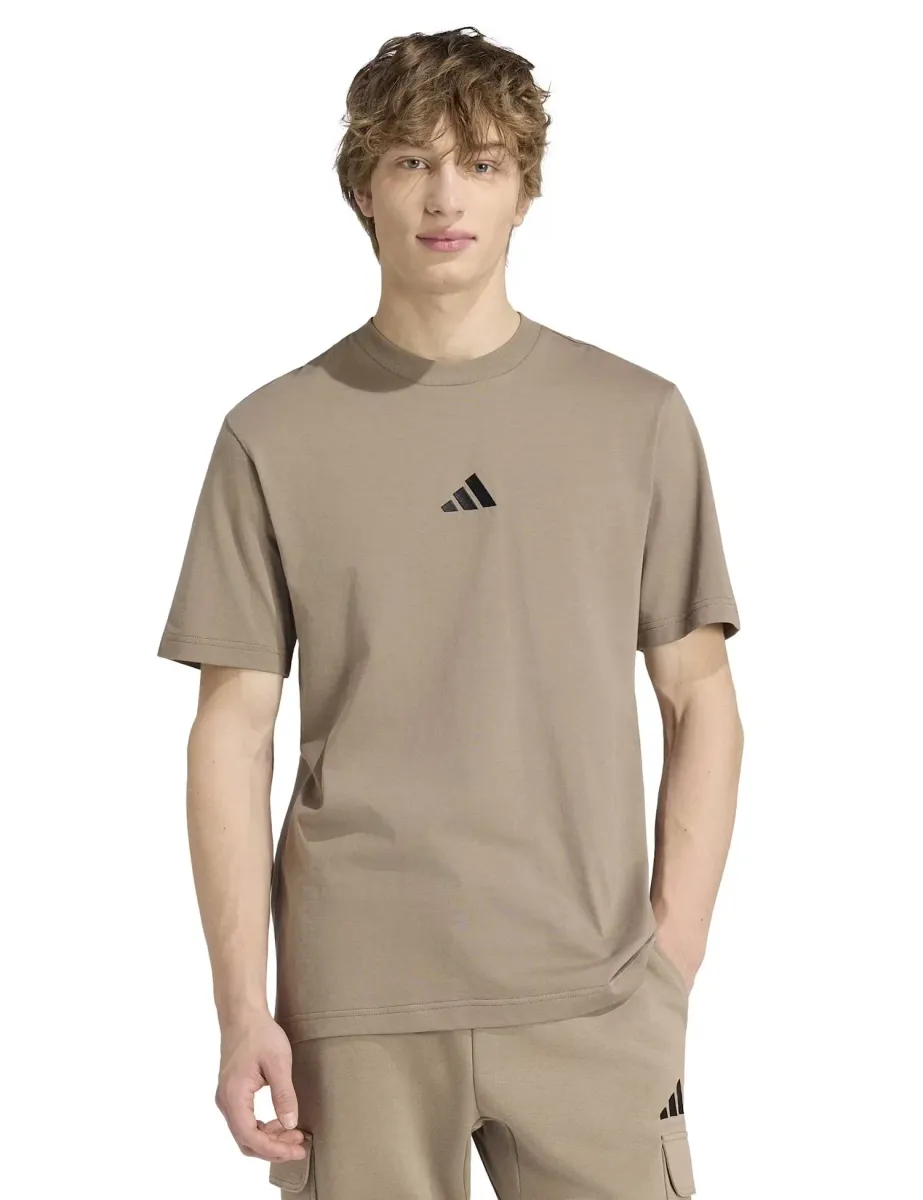 Essentials Small Logo Single Jersey T-Shirt