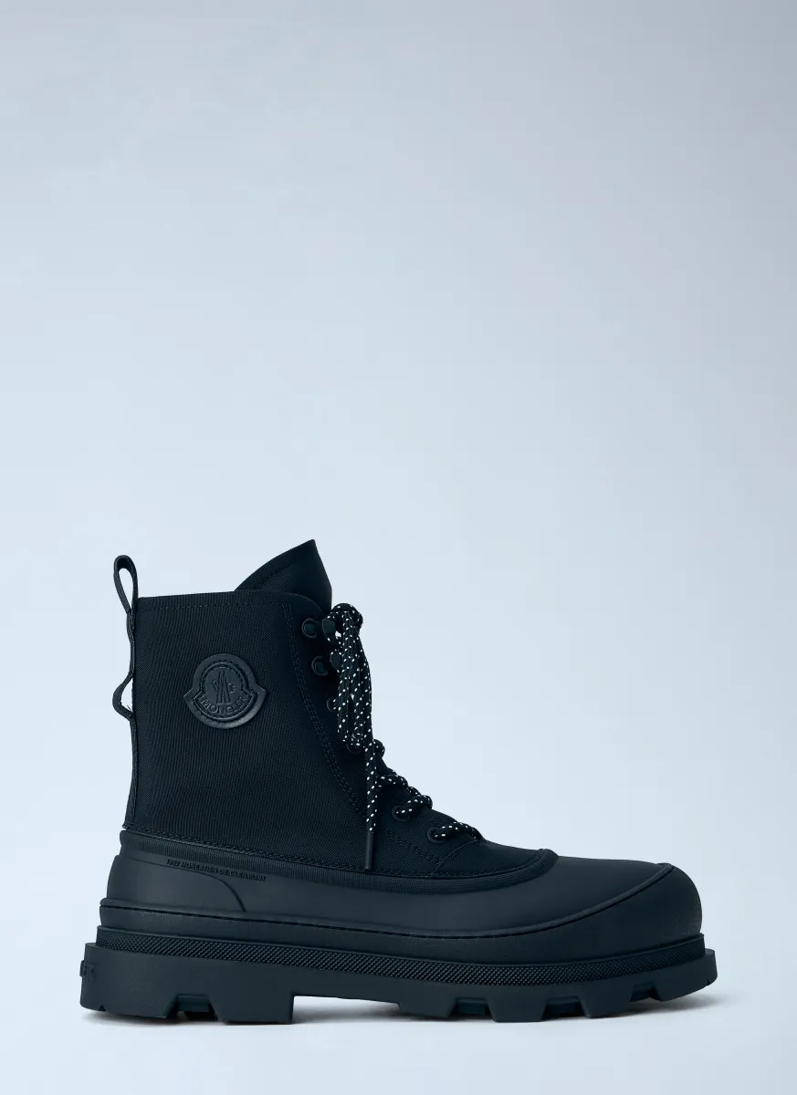 Vera Sheal Ankle Boots