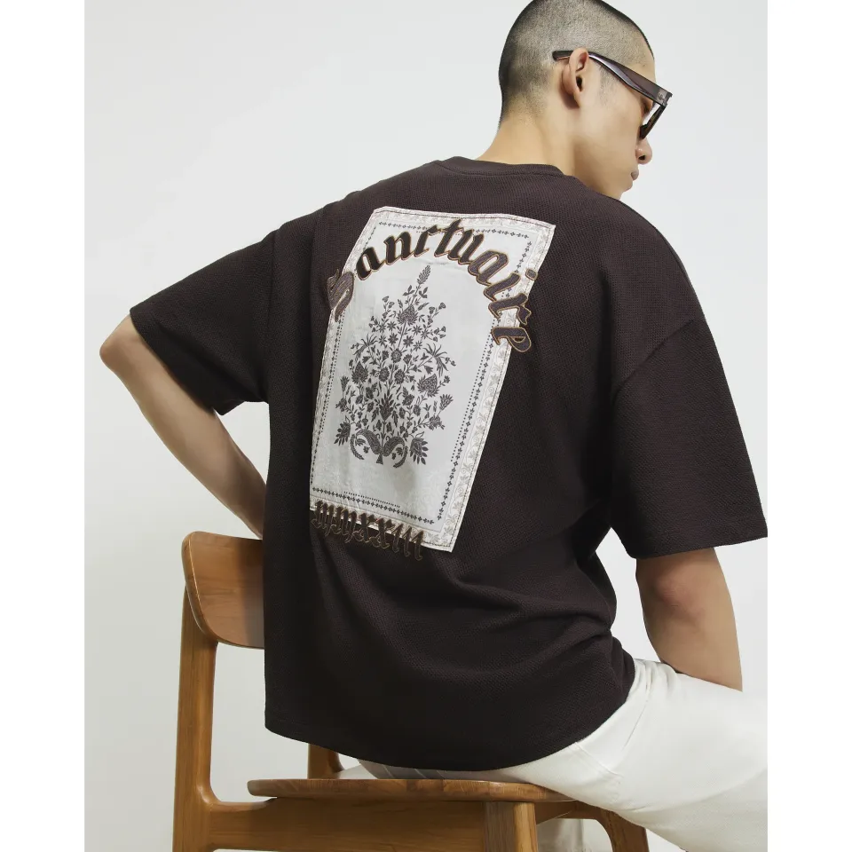 Sanctuaire Tapestry T-Shirt