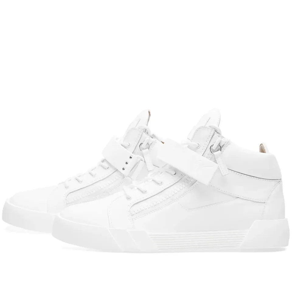 Shark Sole Mid Sneaker