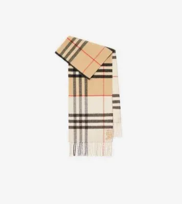 Contrast Check Cashmere Scarf in Sand beige/pebble white