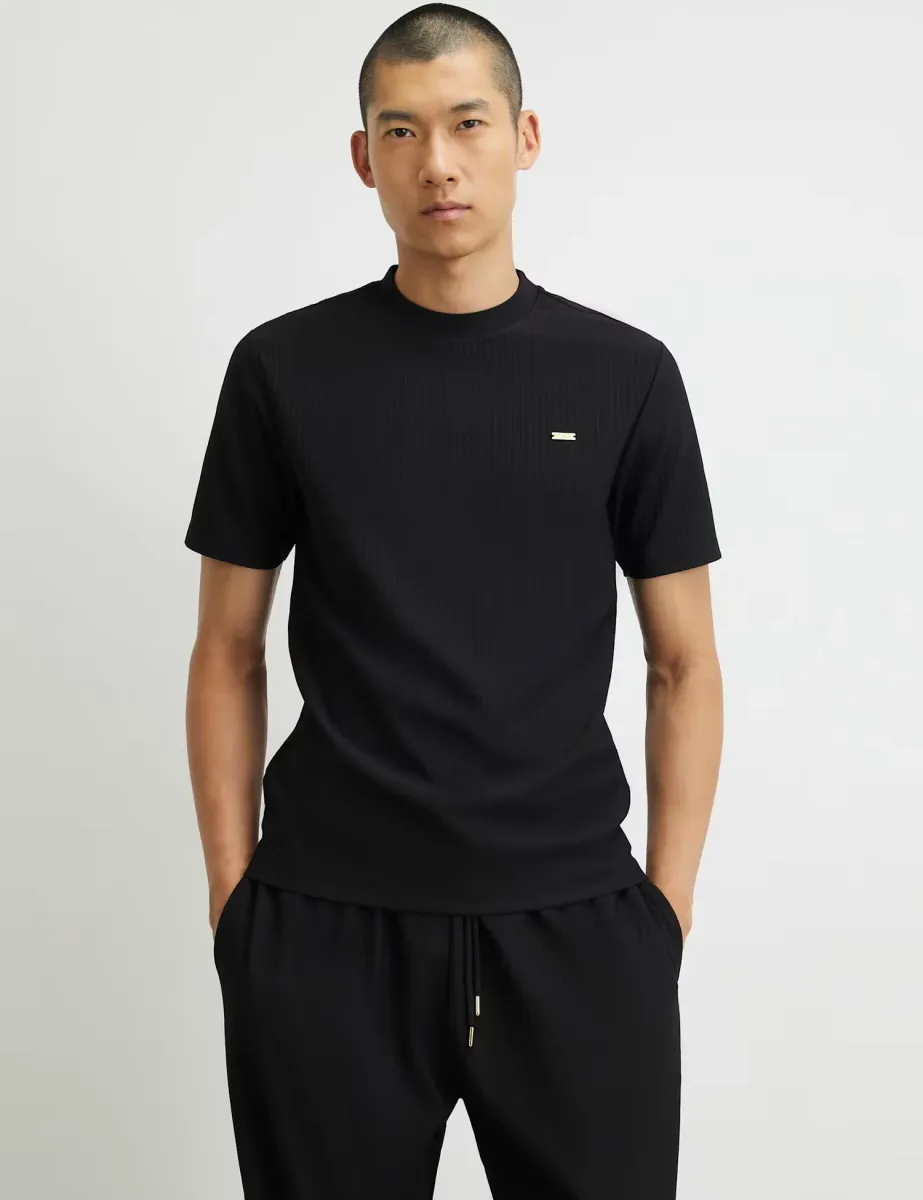 Slim Fit Textured Crew Neck Short Sleeve T-Shirt Black