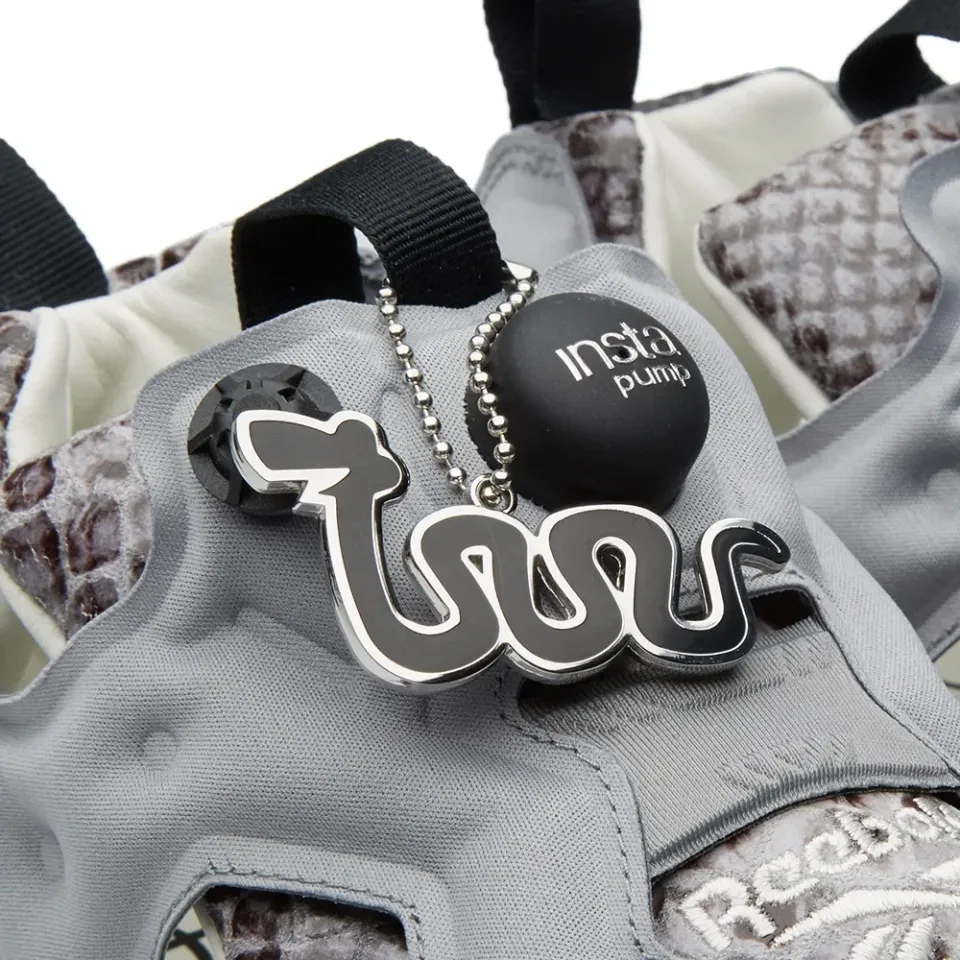 x Jungle Book Instapump Fury 'Kaa'