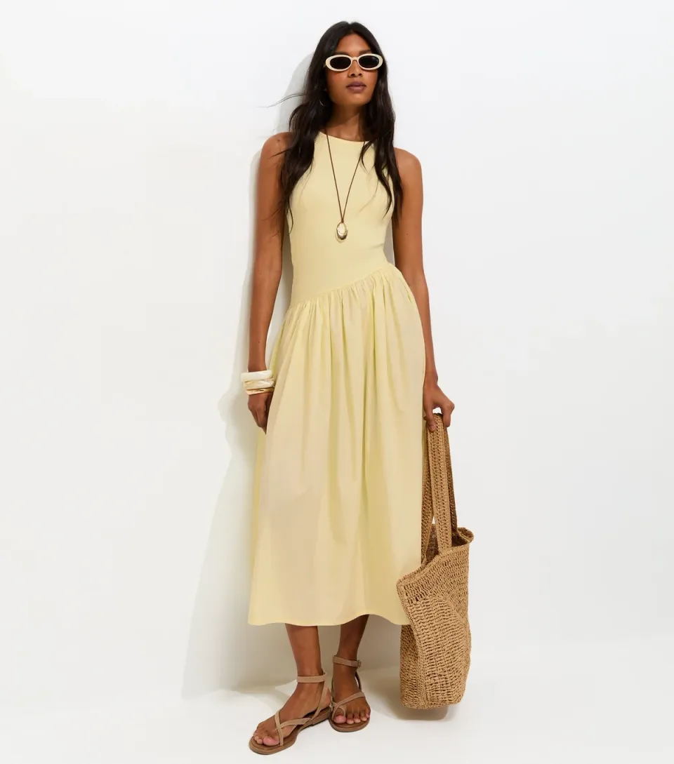 Women's Light Yellow Asymmetric Waist Sleeveless Midi Dress