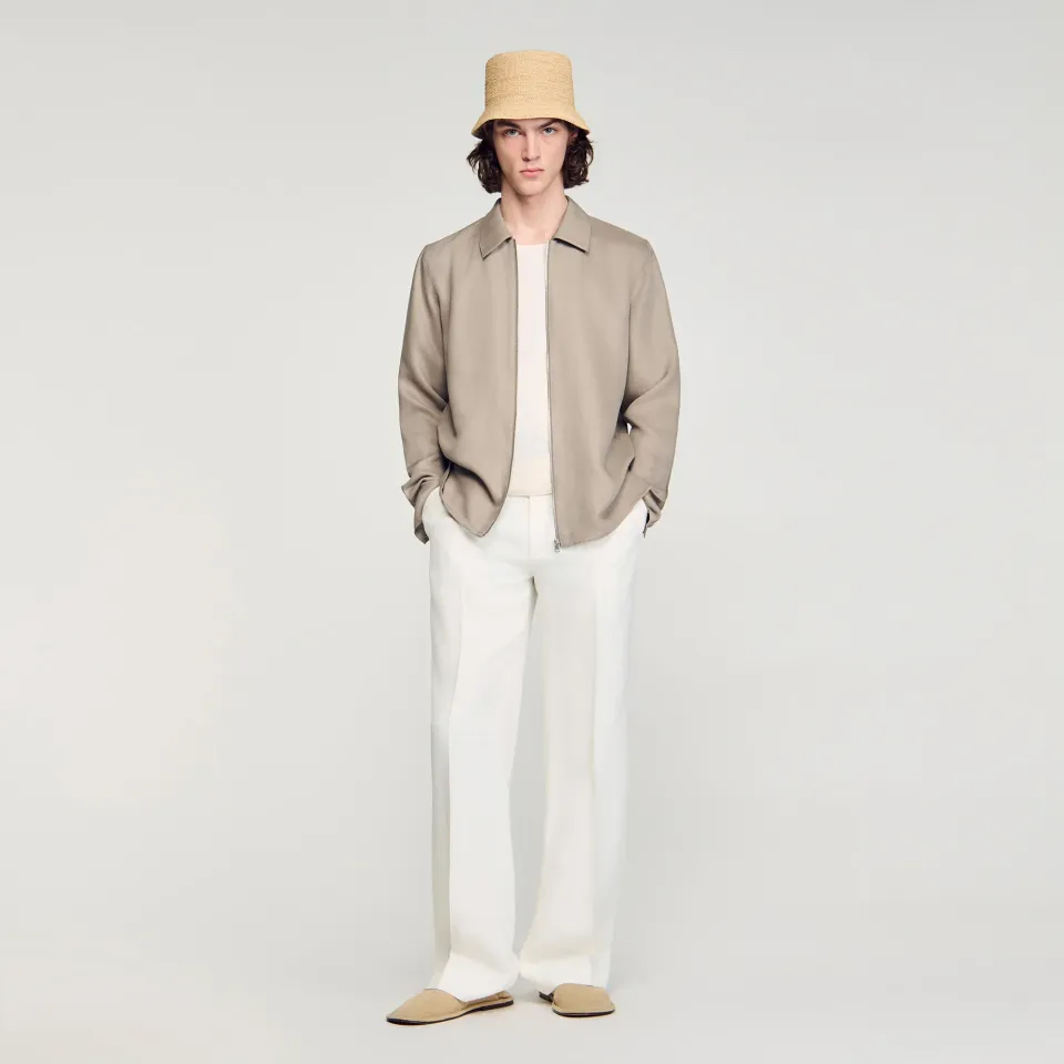 Hooded shirt with regular collar