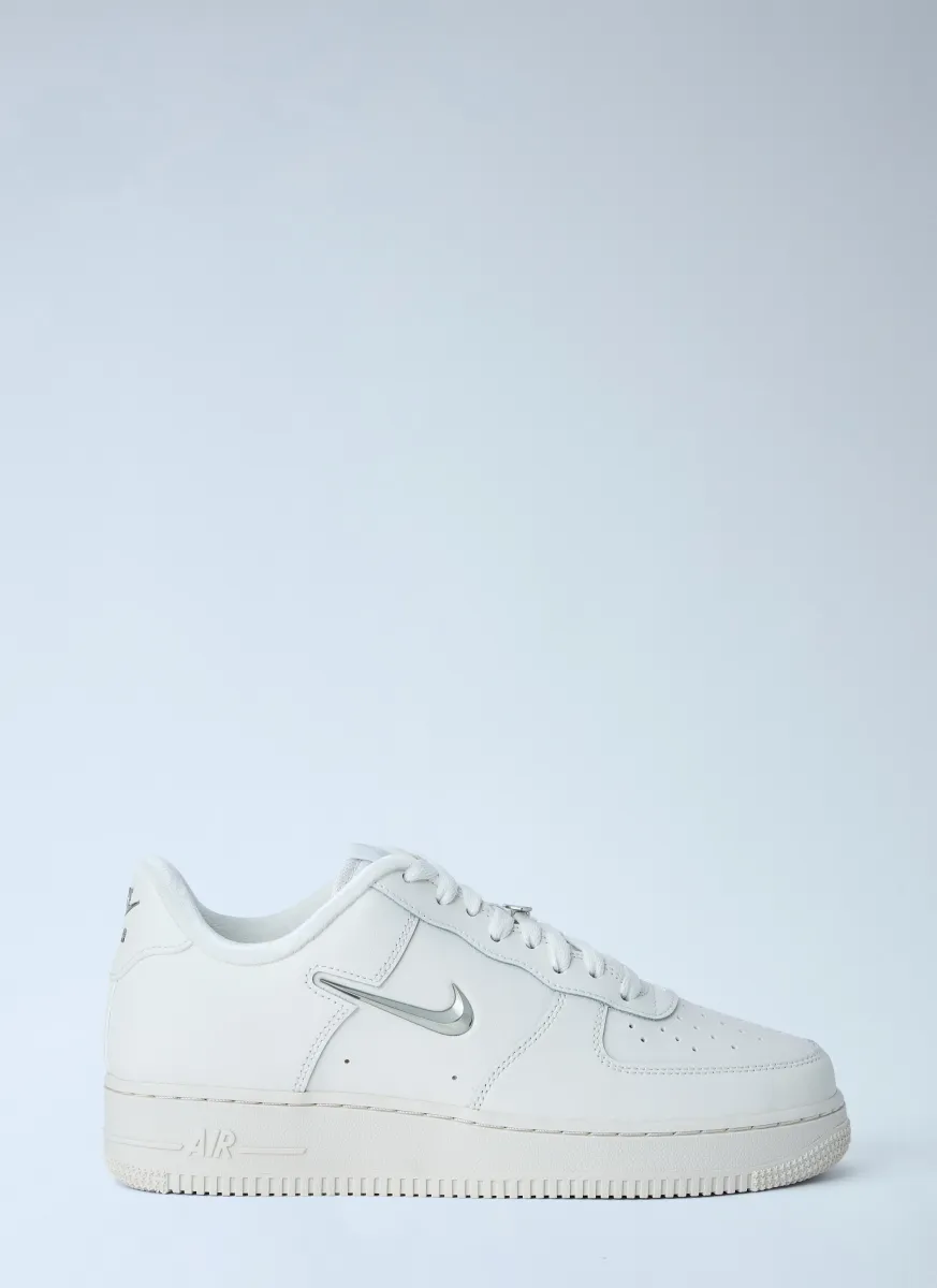 Air Force 1 '07 Sneakers