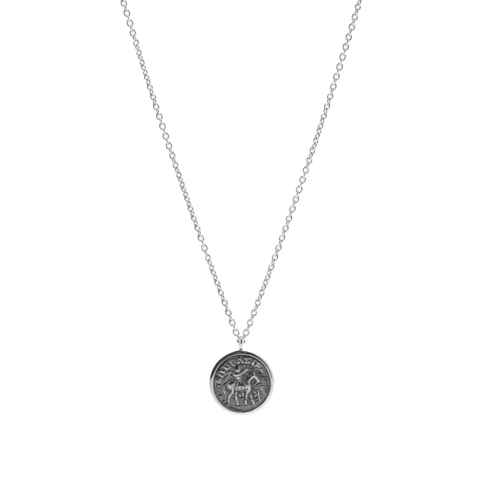 Coin Pendant Shorts 18"