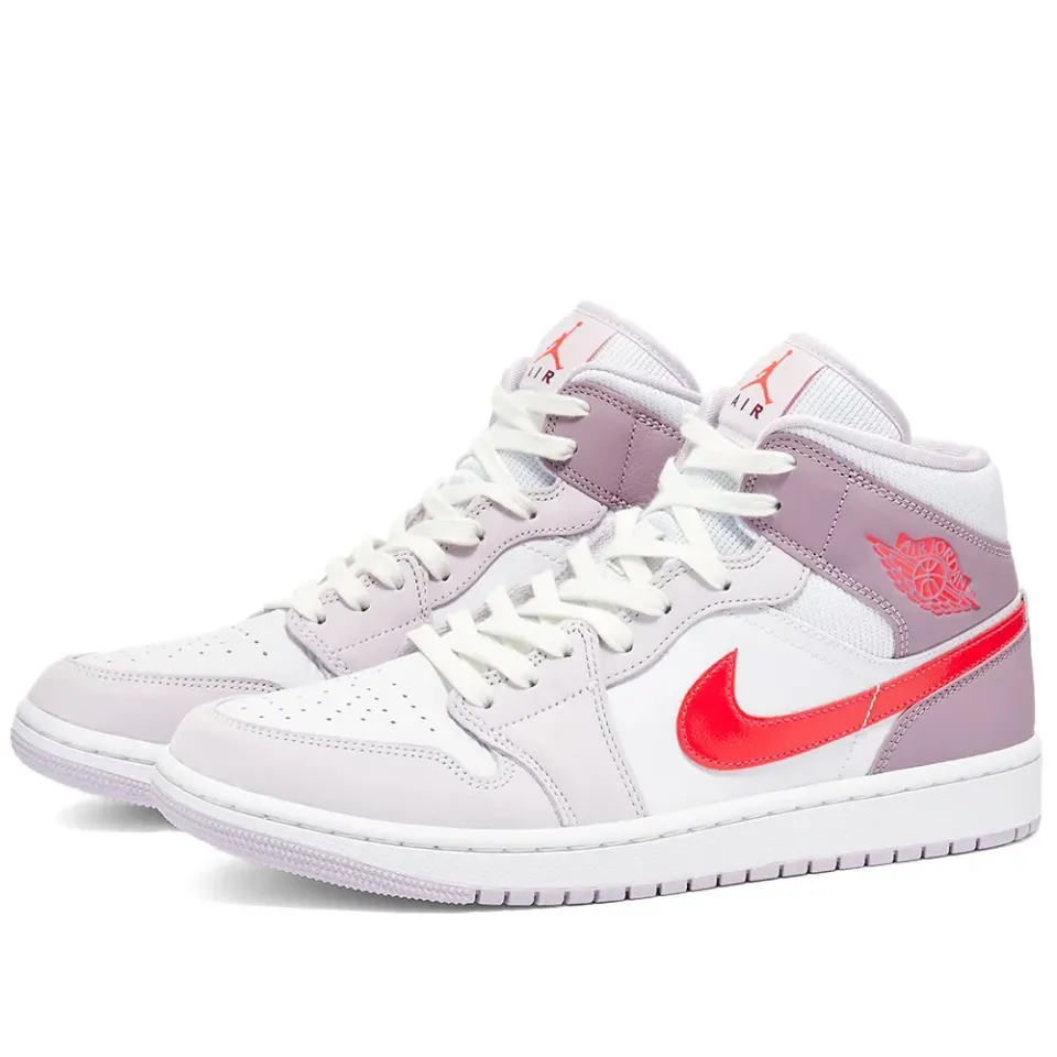 1 Mid 'Valentine's Day' W