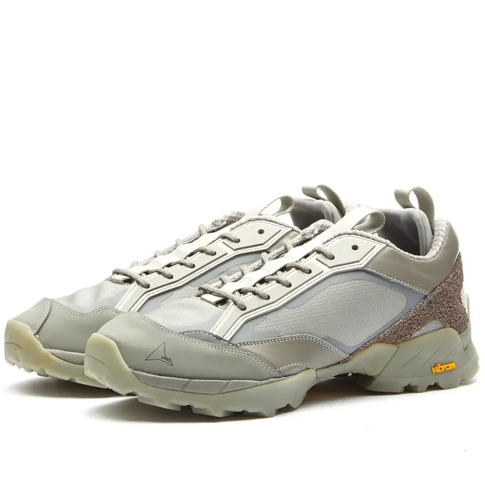 Lhakpa Hiking Sneaker
