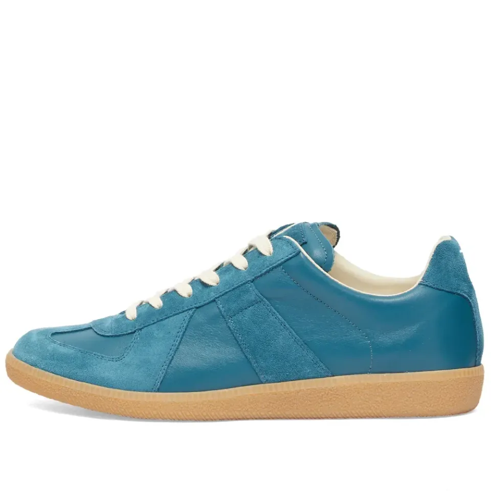Classic Replica Sneaker