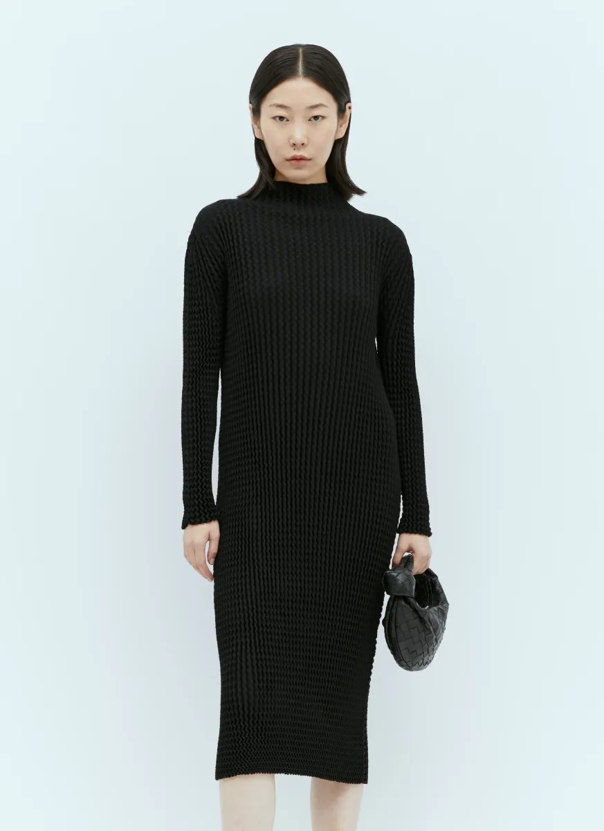 Spongy BK/WT-28 Long-Sleeve Midi Dress