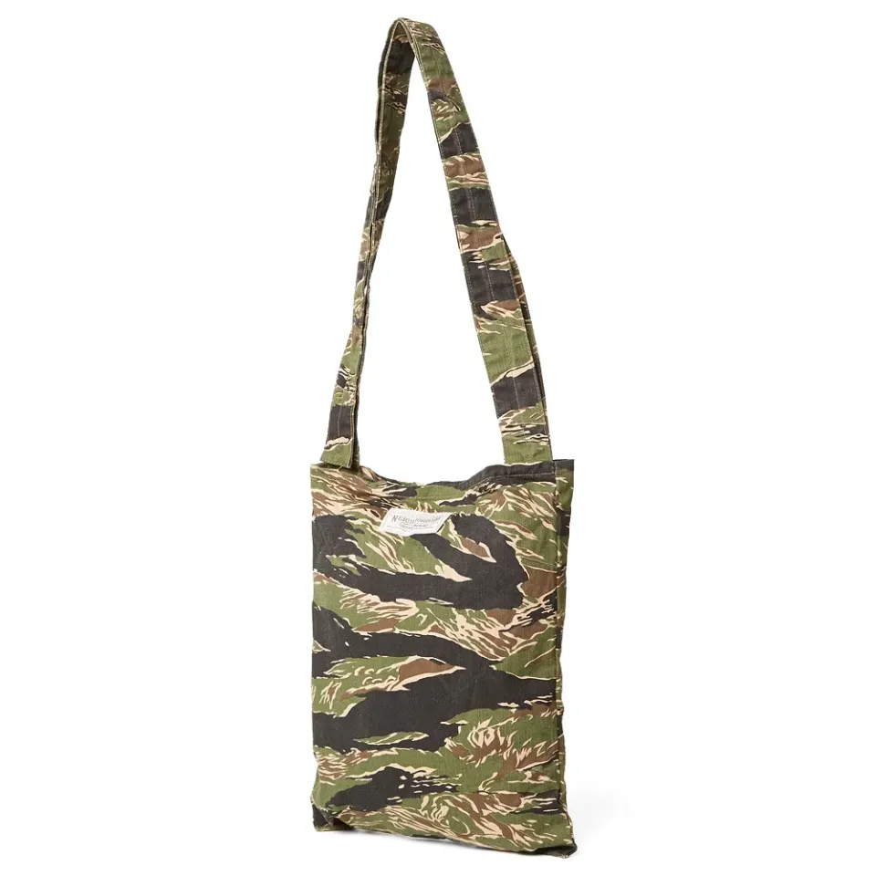 Market Tiger Shoulder Bag