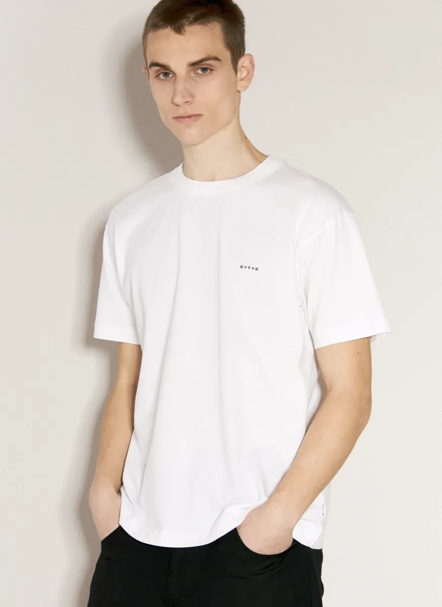 Leon T-Shirt