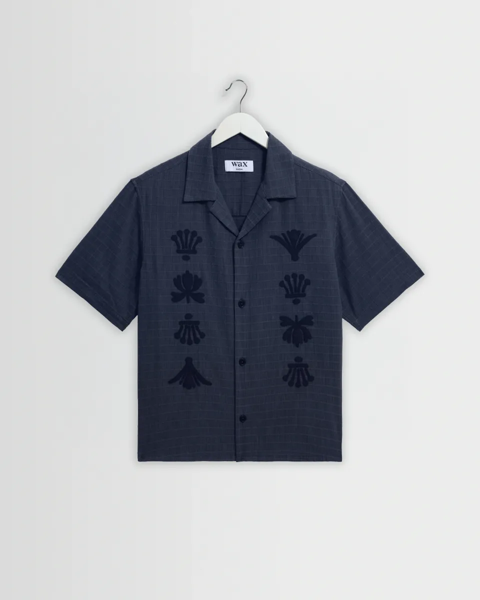 Curzon - Navy Grid Applique Short-Sleeve Shirt