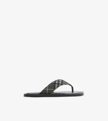 Check Pavilion Sandals​ in Thicket green