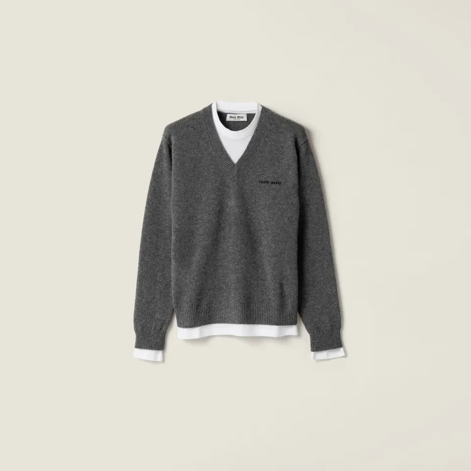 Cashmere V-neck sweater