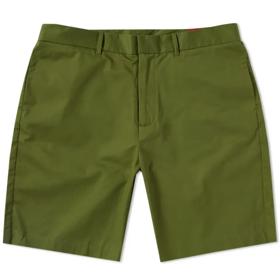 Yale Solid Short