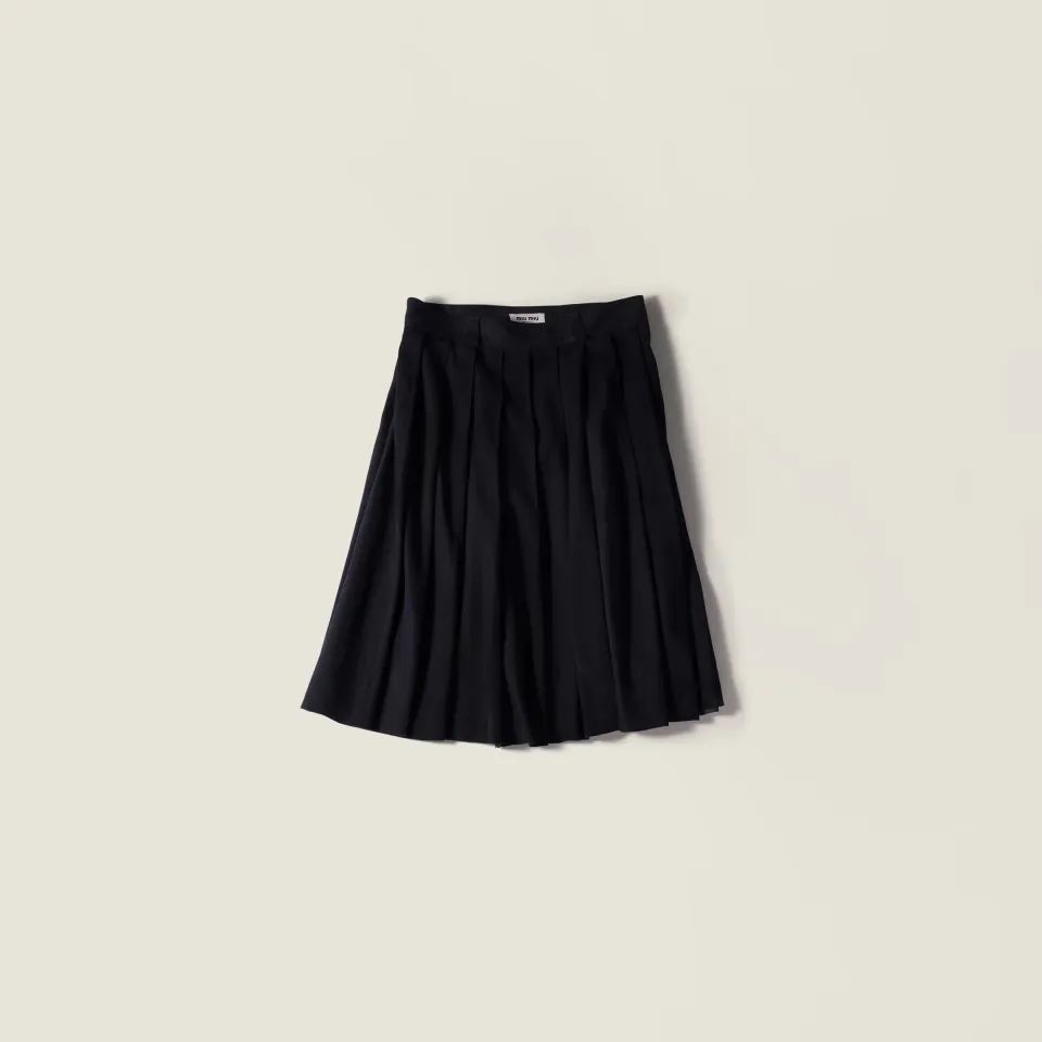 Pleated waxed suede skirt