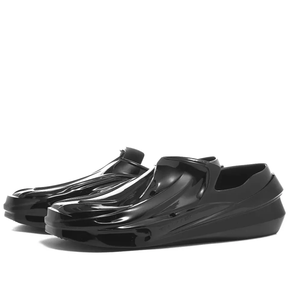 Mono Slip On