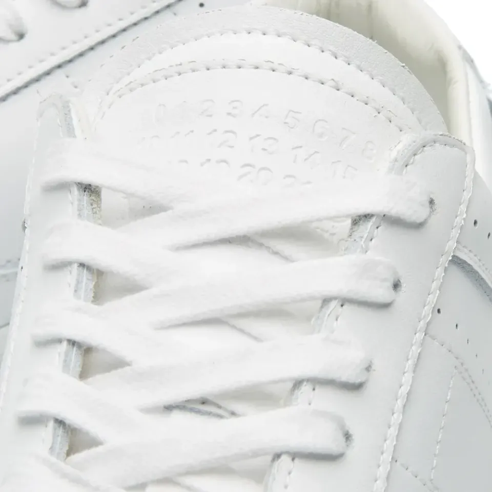 22 Ace Low Sneaker