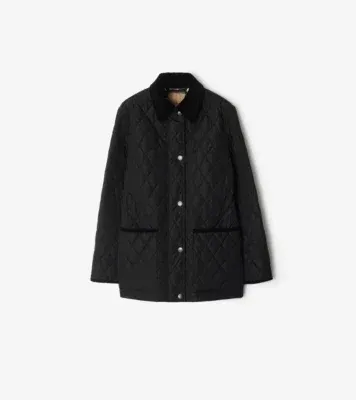 Quilted Nylon Barn Jacket in Black/sand beige