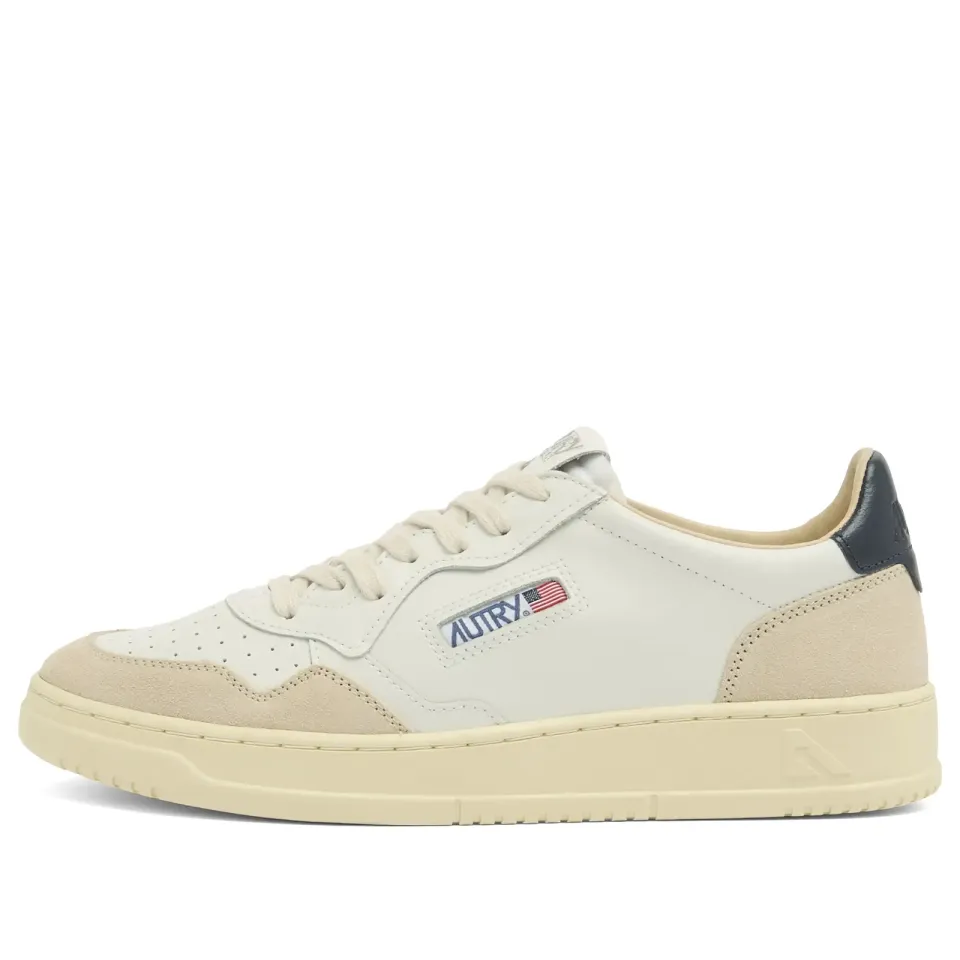 01 Low Leather and Suede Sneaker