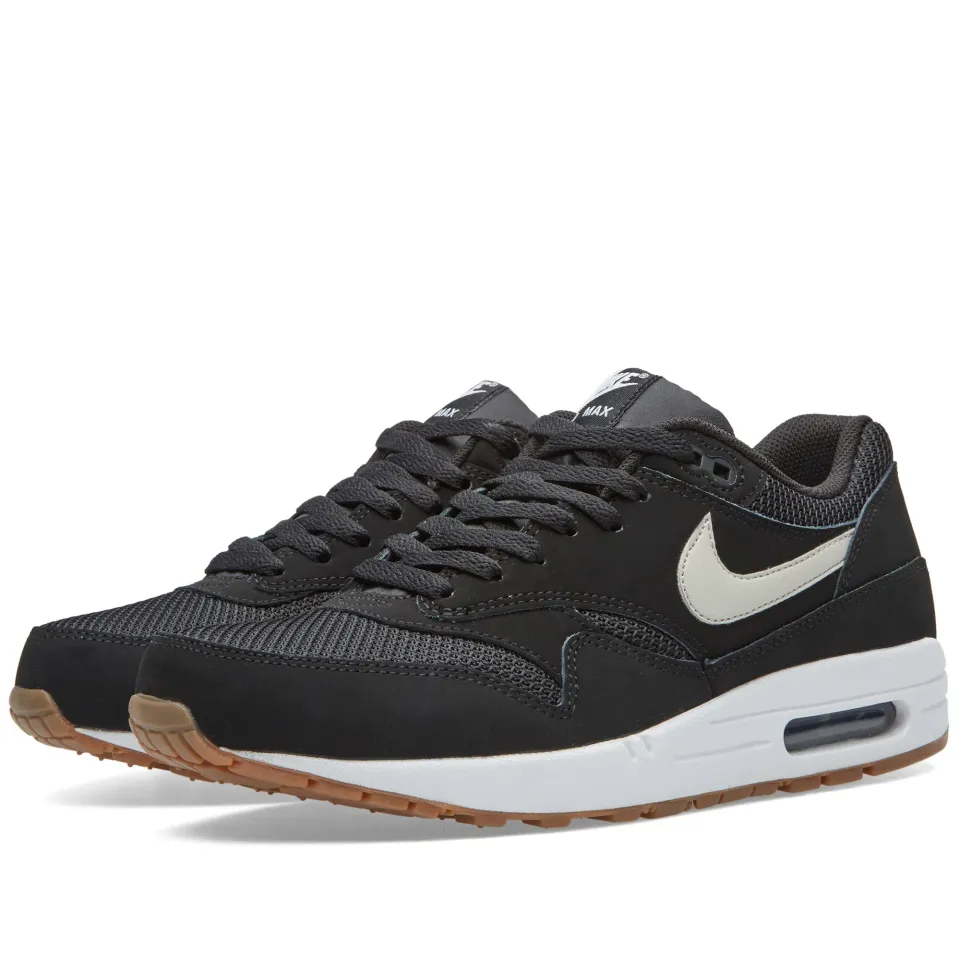Air Max 1 Essential