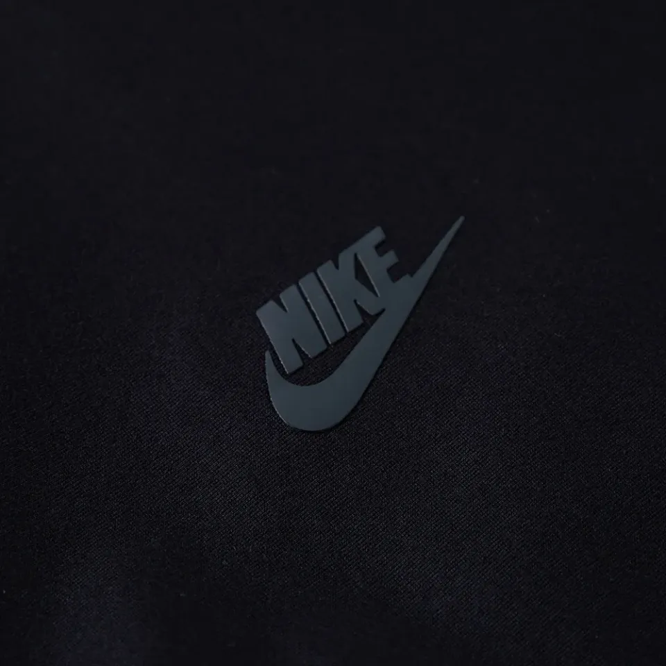 Essentials Tee