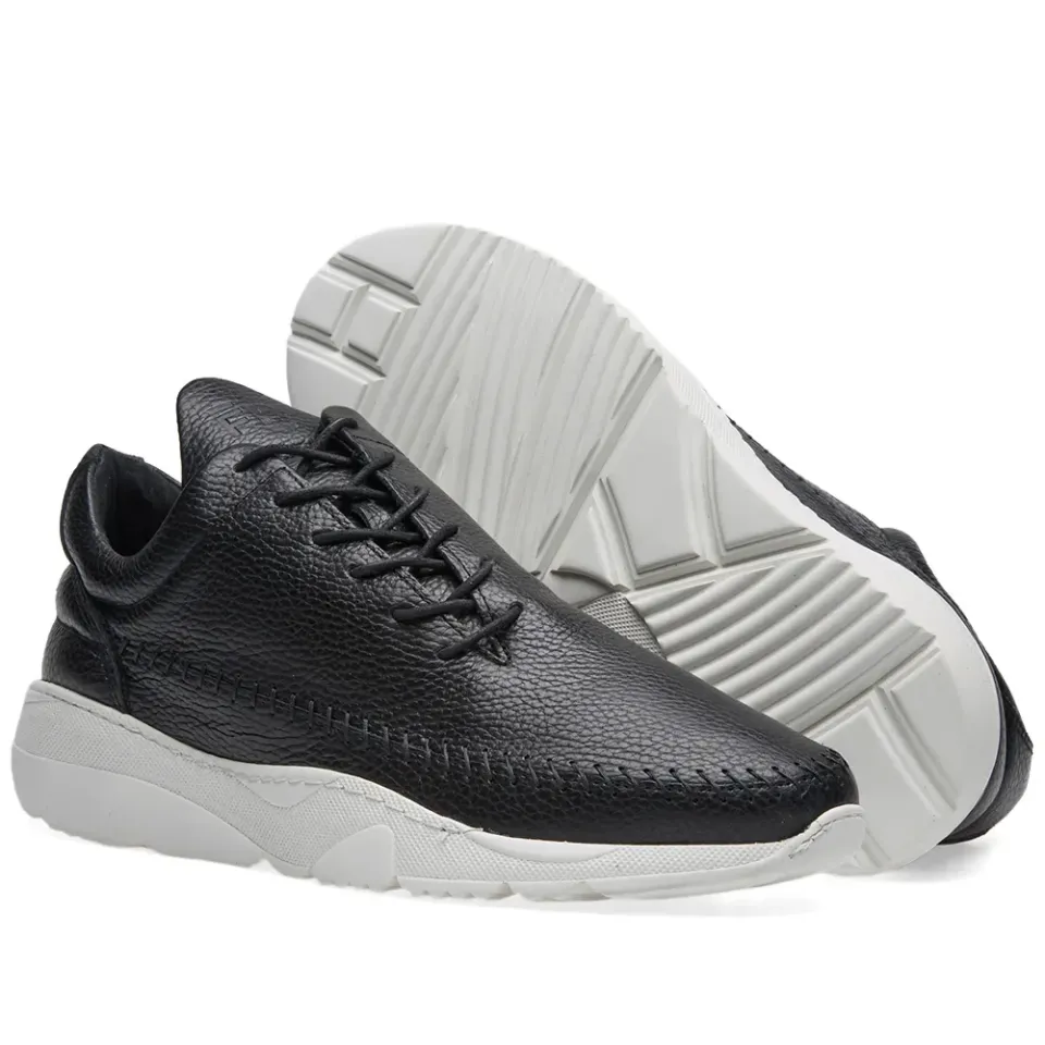 Low Top Apache Runner