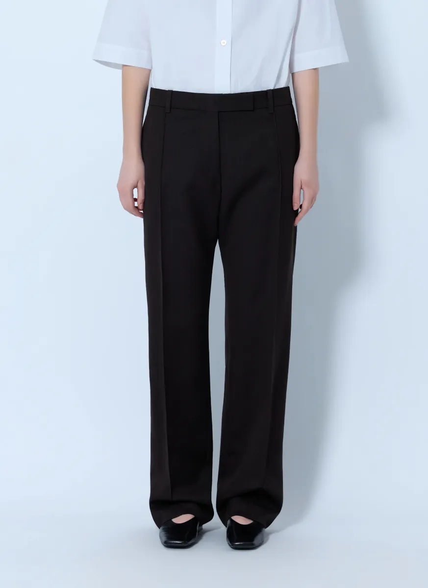 Quarte Straight Leg Pin Tuck Tailored Trousers
