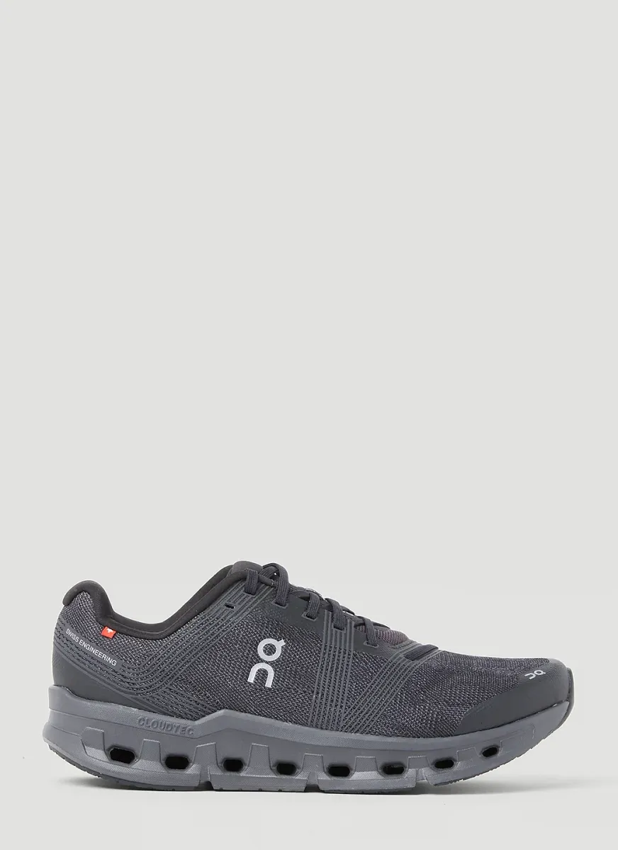 Cloudgo Sneakers