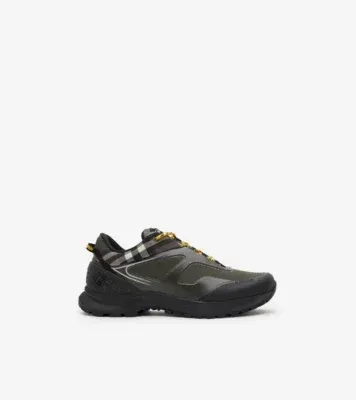 Check and Mesh Discover Sneakers​ in Thicket green