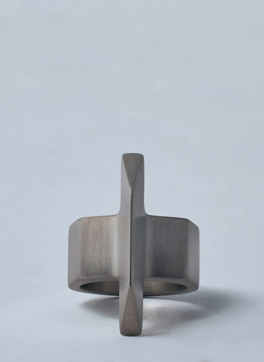 Trapezioid Ring