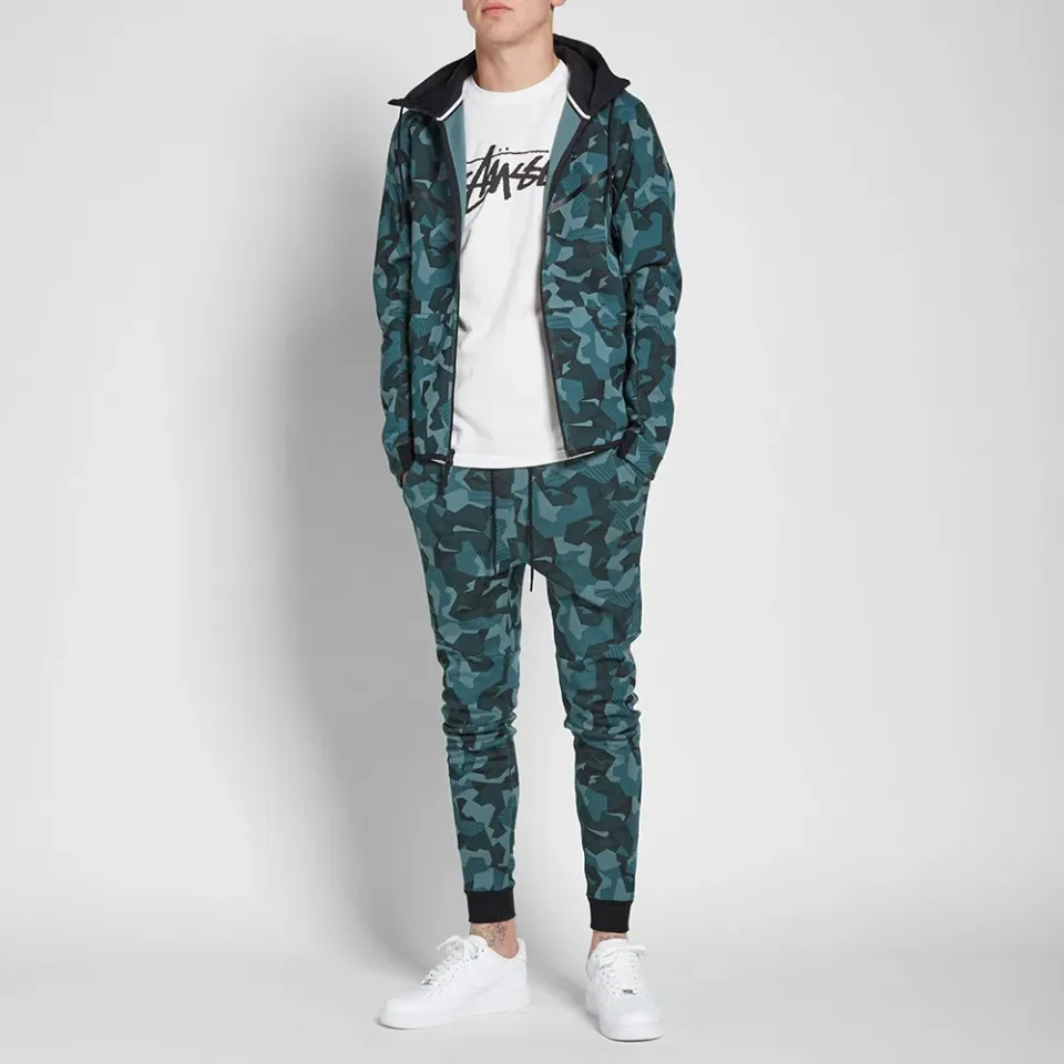 Tech Fleece Camo Jogger