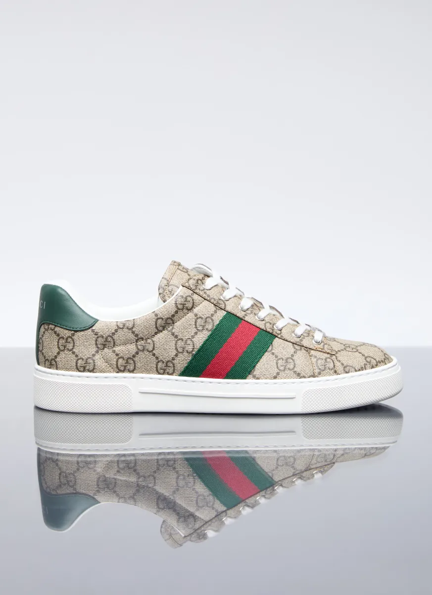 ACE Sneakers
